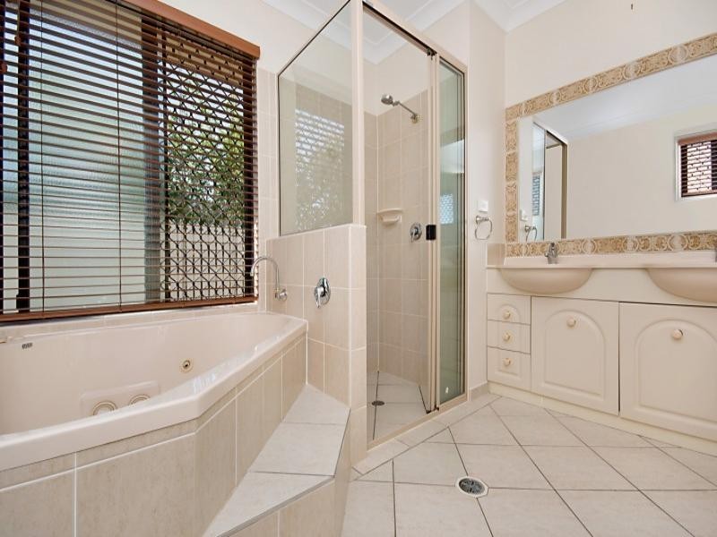 25 Miller Circuit, Kirwan QLD 4817