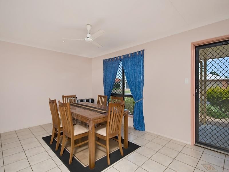6 Earl Circut, Kirwan QLD 4817