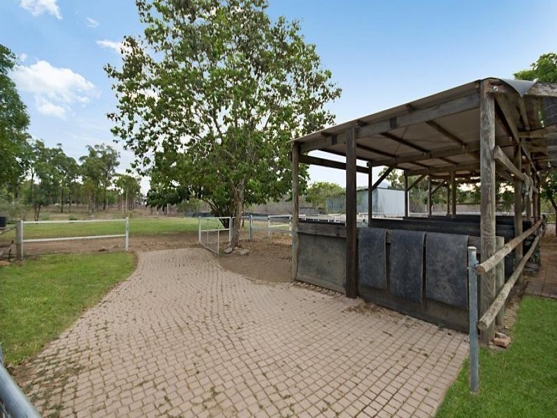 77A Hammond Way, Kelso QLD 4815