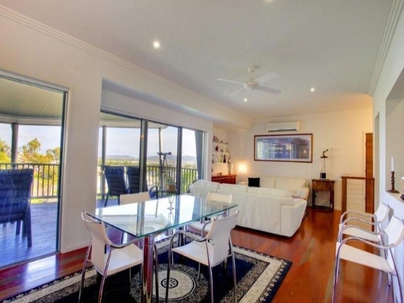 11 Kosciusko Way, Mount Louisa QLD 4814