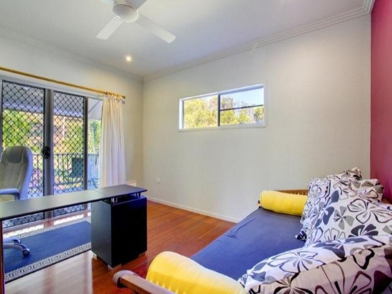 11 Kosciusko Way, Mount Louisa QLD 4814