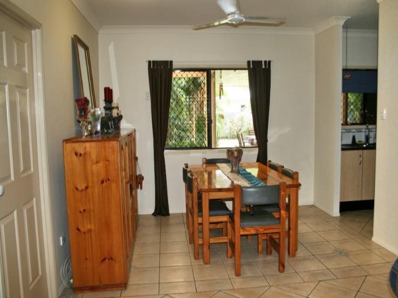 6 Seldon Place, Kirwan QLD 4817