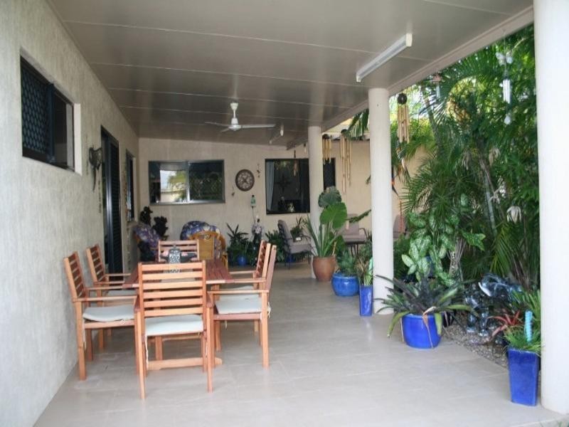 6 Seldon Place, Kirwan QLD 4817