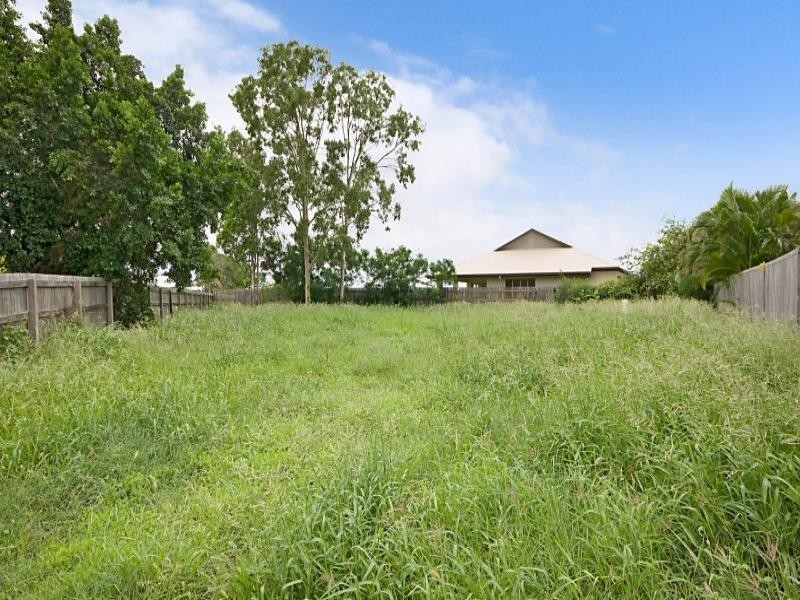 14 Bellamy Street, Rasmussen QLD 4815