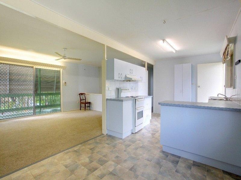 197 Upper Miles Avenue, Kelso QLD 4815