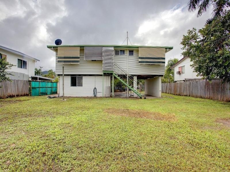 197 Upper Miles Avenue, Kelso QLD 4815