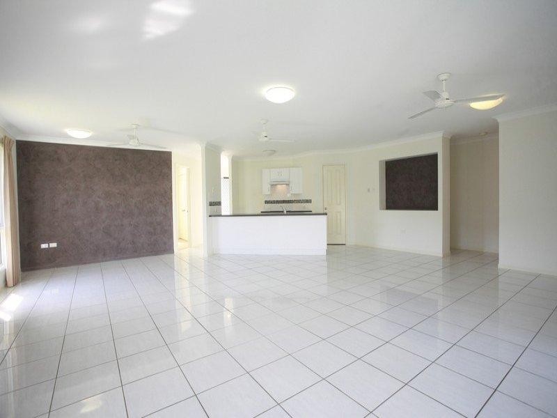 7 Redbank Court, Mount Louisa QLD 4814