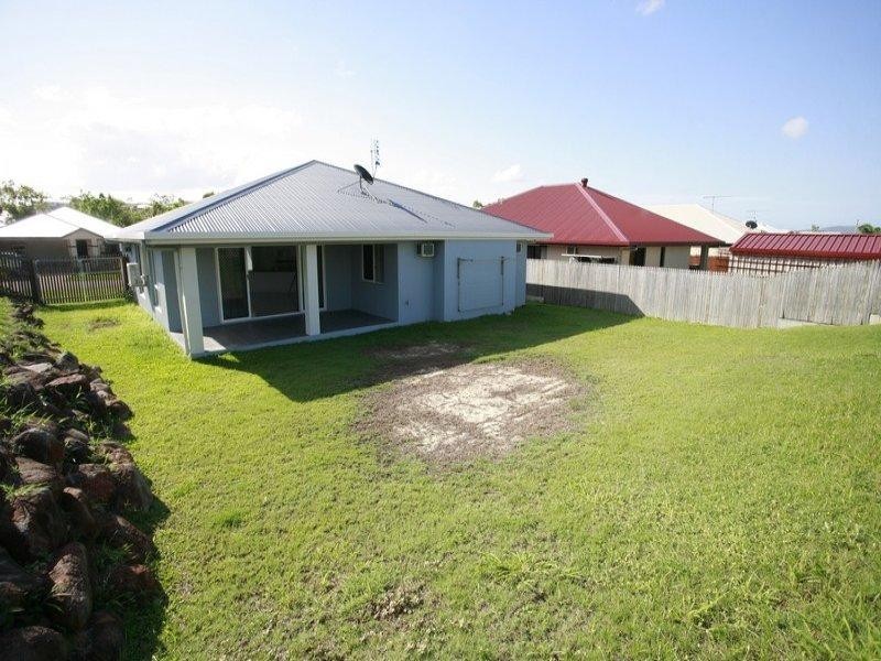 7 Redbank Court, Mount Louisa QLD 4814