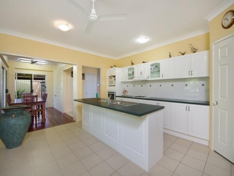290 Kelso Drive, Kelso QLD 4815