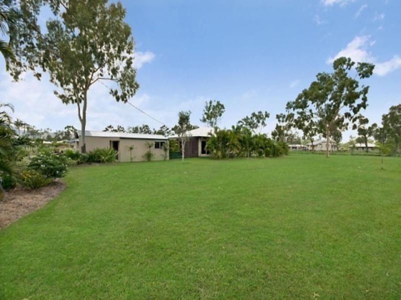 290 Kelso Drive, Kelso QLD 4815