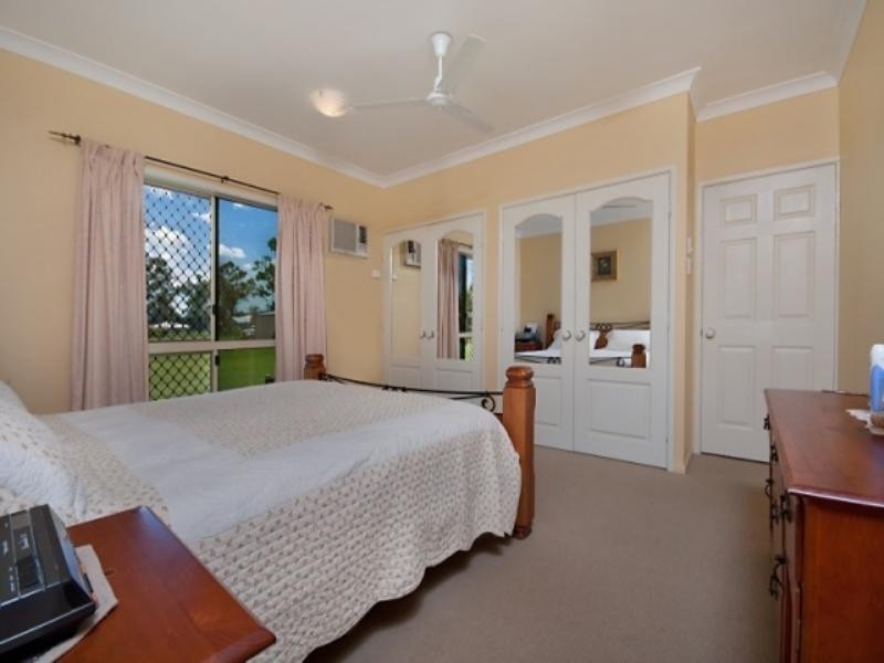 290 Kelso Drive, Kelso QLD 4815