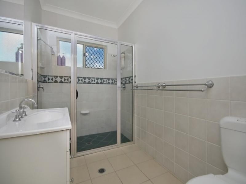 290 Kelso Drive, Kelso QLD 4815