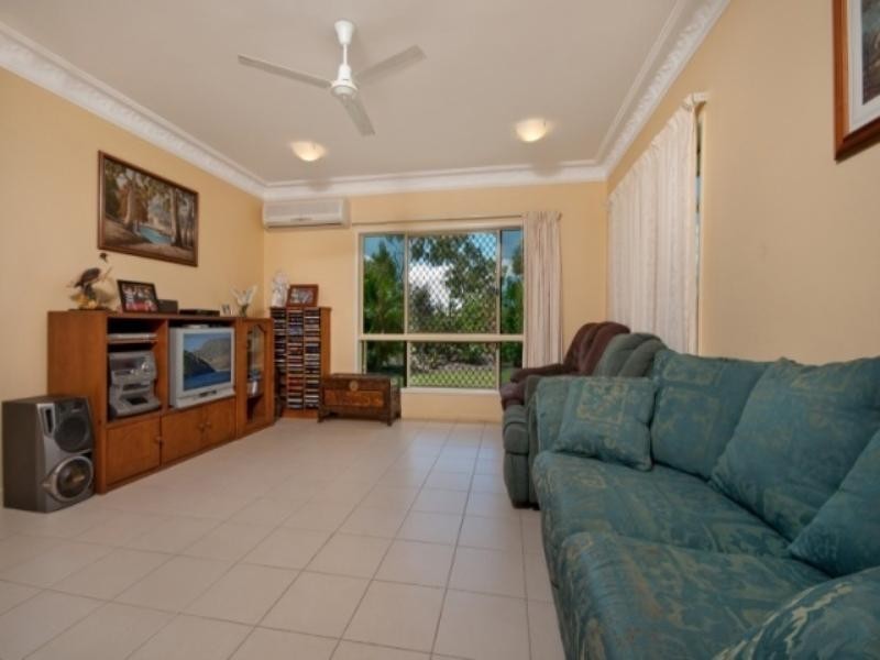 290 Kelso Drive, Kelso QLD 4815