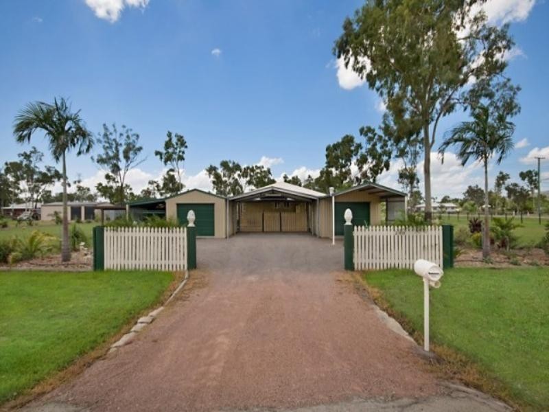 290 Kelso Drive, Kelso QLD 4815