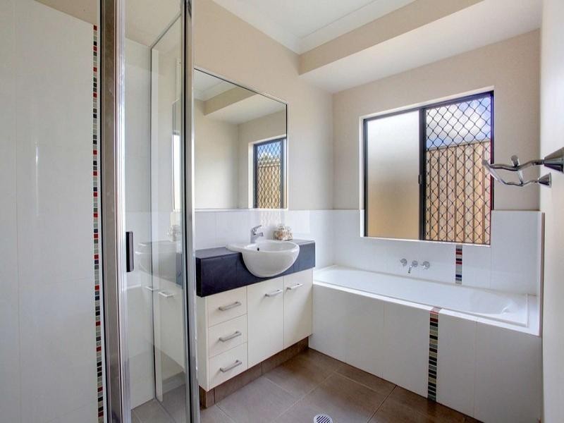 89 Shutehaven Circuit, Bushland Beach QLD 4818