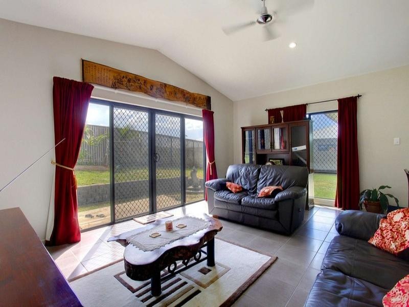 89 Shutehaven Circuit, Bushland Beach QLD 4818