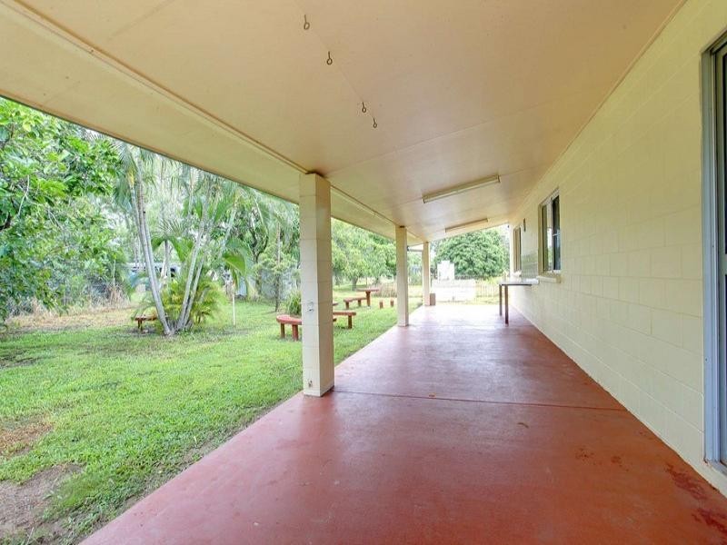 9 Heferen Crescent, Black River QLD 4818