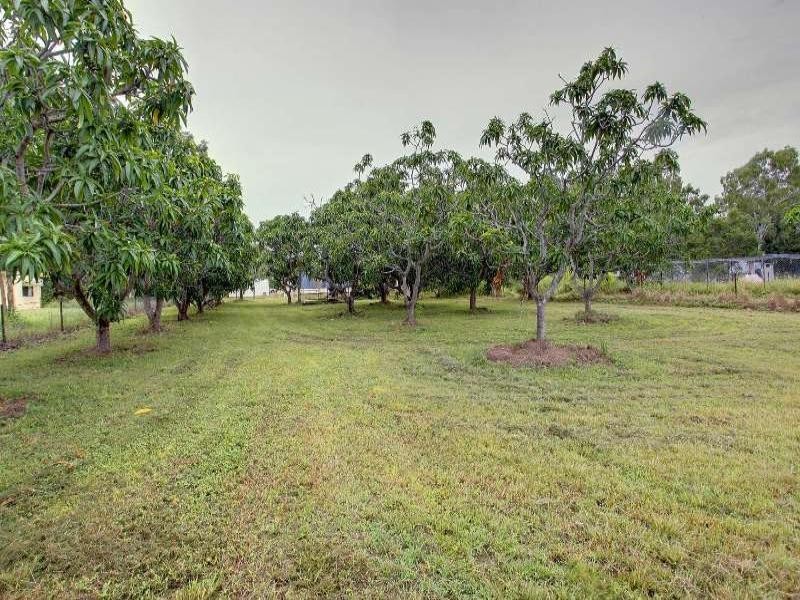 9 Heferen Crescent, Black River QLD 4818