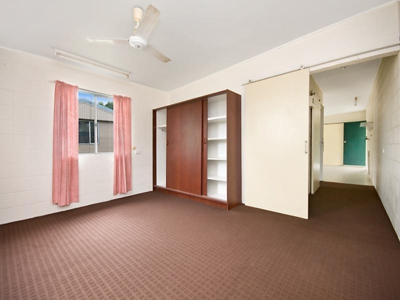 9 Kimberley Street, Stuart QLD 4811