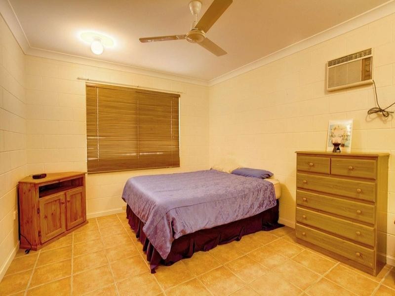 27 Whitsunday Drive, Kirwan QLD 4817