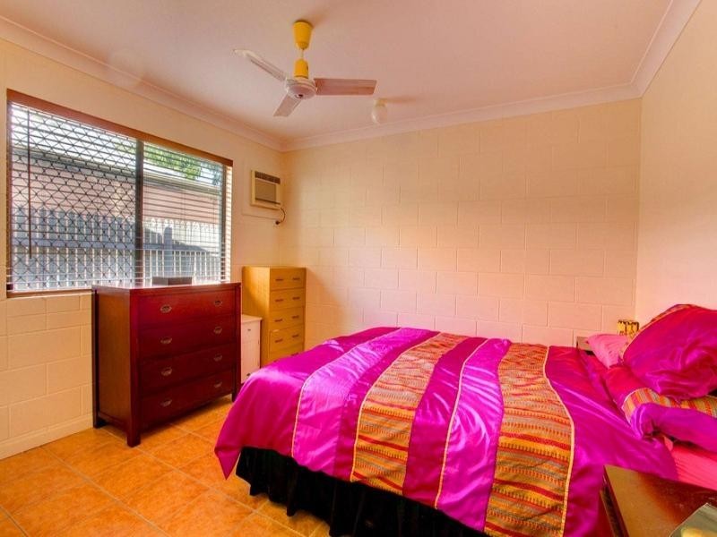 27 Whitsunday Drive, Kirwan QLD 4817