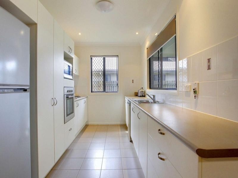 18 Thornbill Close, Kelso QLD 4815