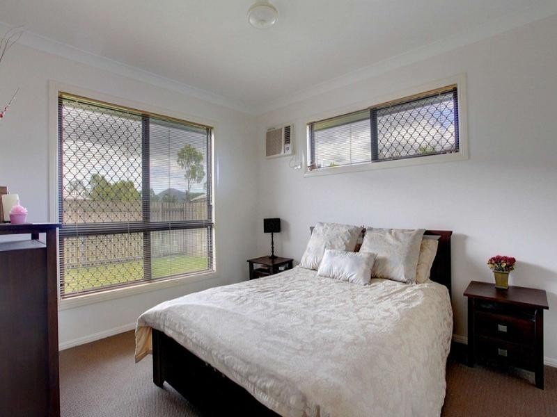 18 Thornbill Close, Kelso QLD 4815