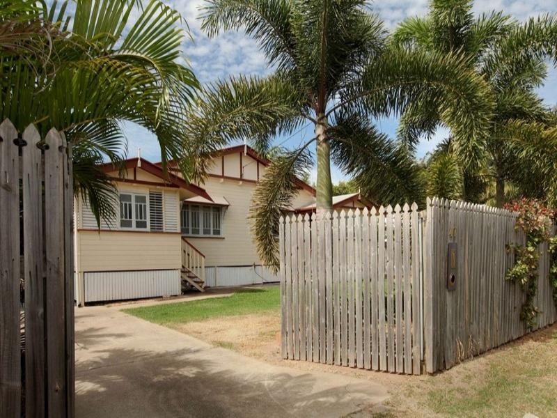 47 Twelfth Avenue, Railway Estate QLD 4810