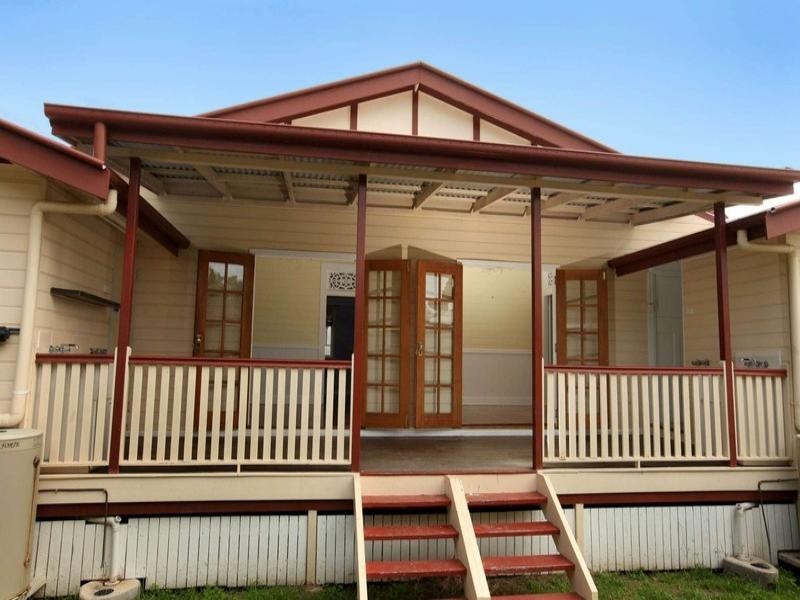 47 Twelfth Avenue, Railway Estate QLD 4810