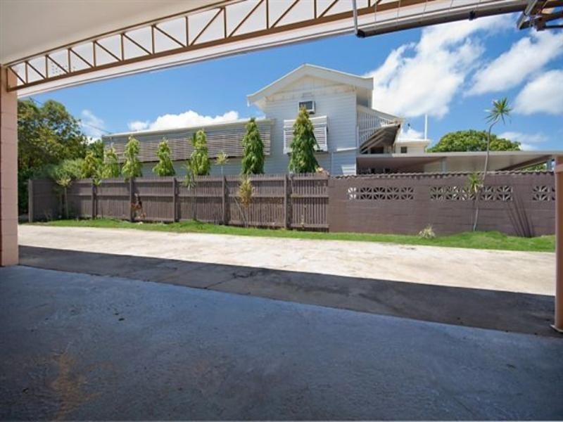 2/85 Queens Road, Hermit Park QLD 4812