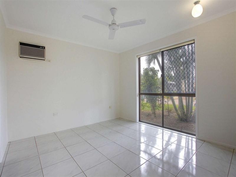 15 Redwood Avenue, Kirwan QLD 4817