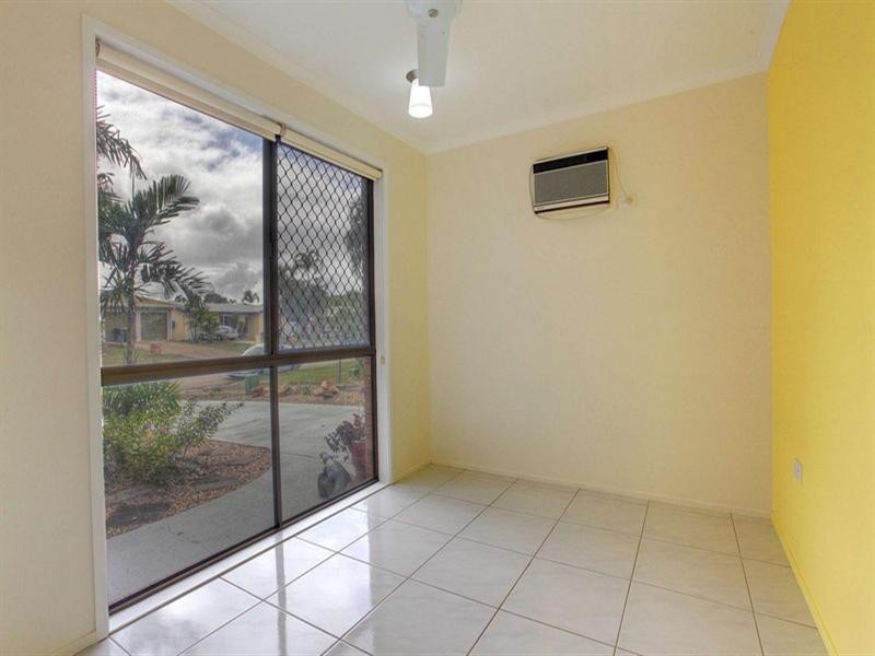 15 Redwood Avenue, Kirwan QLD 4817