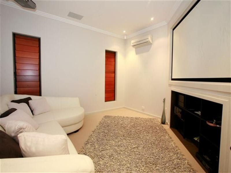 6 Riverwood Drive, Idalia QLD 4811