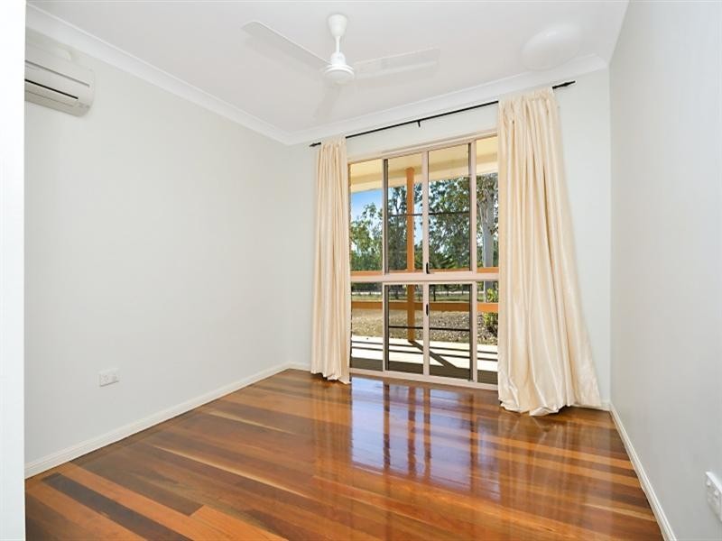 37 Endeavour Road, Bluewater QLD 4818