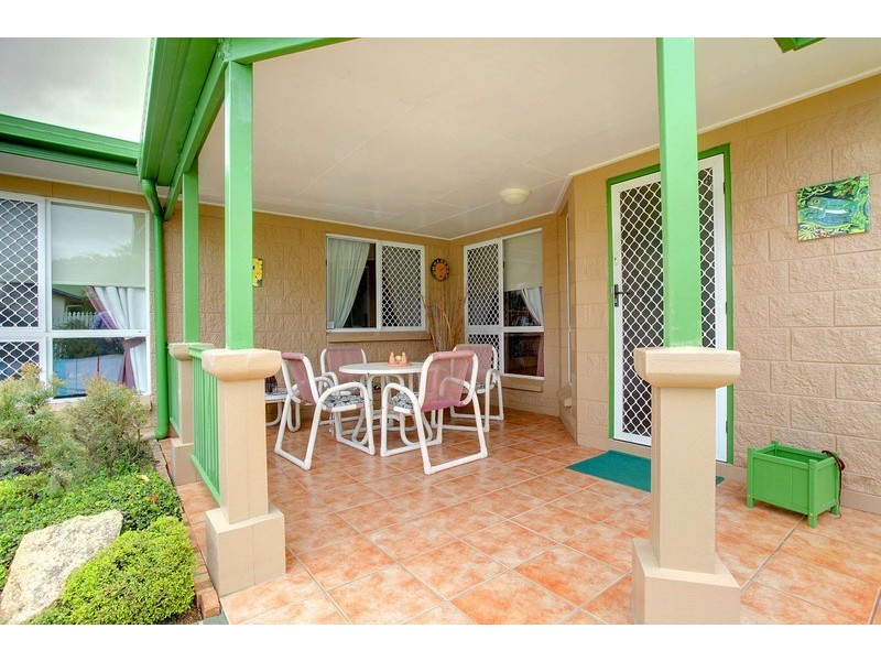 2 Dalkeith Crescent, Mount Louisa QLD 4814