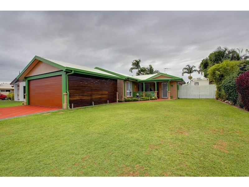 2 Dalkeith Crescent, Mount Louisa QLD 4814