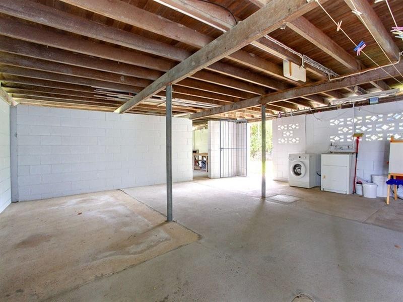 9 Carlisle Street, Cranbrook QLD 4814