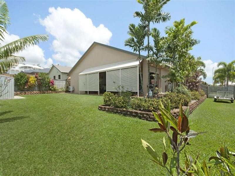 17 Baxendell Place, Bushland Beach QLD 4818