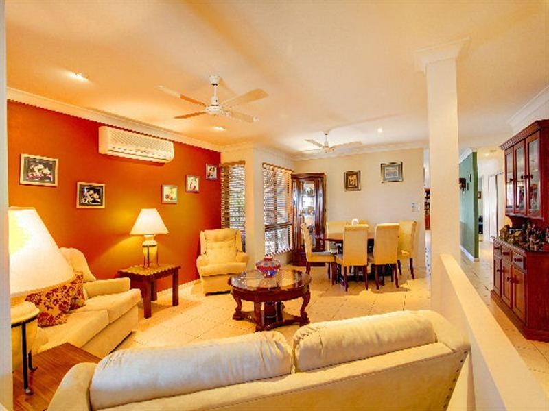 10 Angelus Place, Kirwan QLD 4817