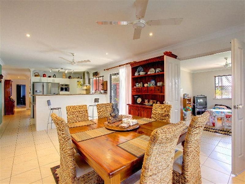 10 Angelus Place, Kirwan QLD 4817