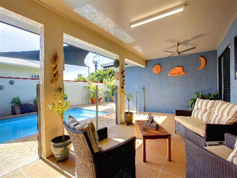 10 Angelus Place, Kirwan QLD 4817