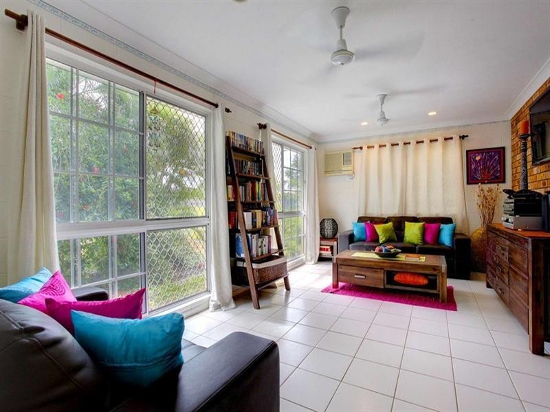 17 Elton Drive, Kelso QLD 4815