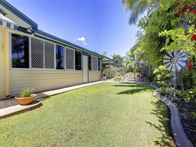 17 Elton Drive, Kelso QLD 4815