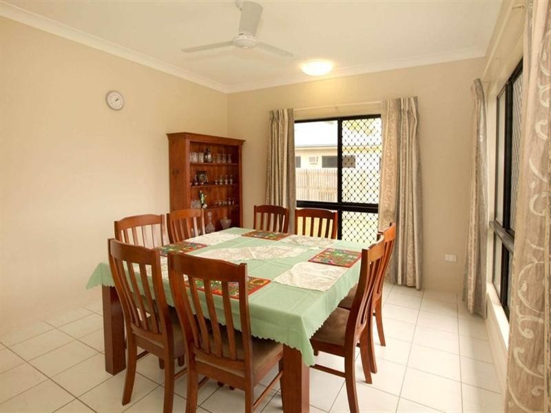 9 Eungella Court, Bushland Beach QLD 4818