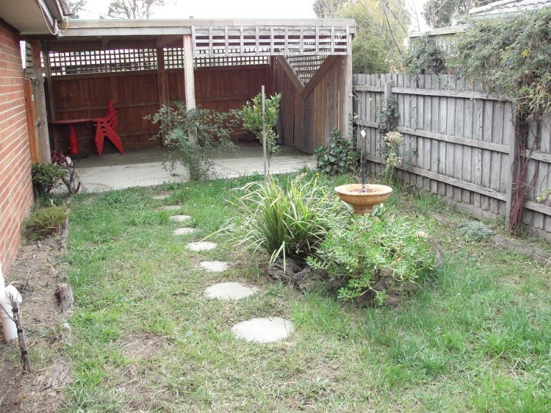 60 Racecourse Road, Pakenham VIC 3810