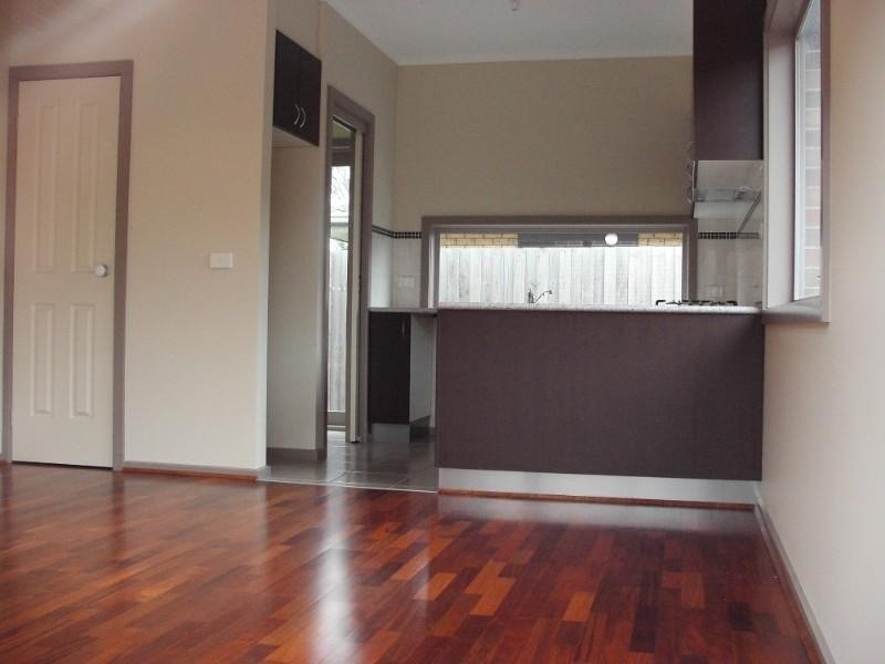 6/1 Henry Street, Pakenham VIC 3810