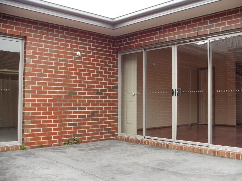 6/1 Henry Street, Pakenham VIC 3810