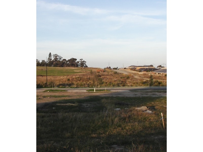 LOT 255 Tipperary Circuit, Pakenham VIC 3810