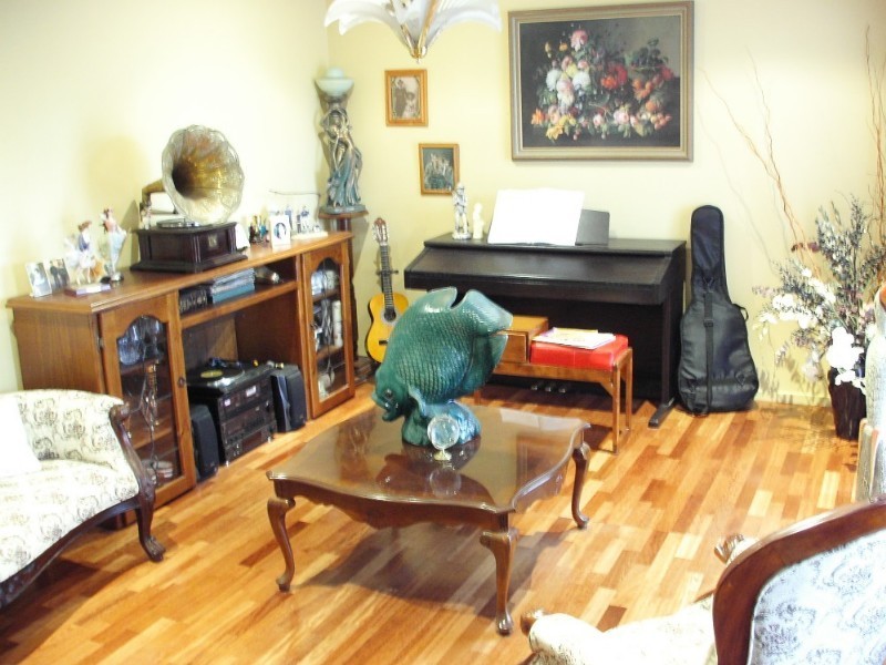 15 Rundell Way, Pakenham VIC 3810