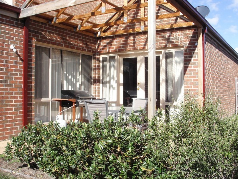 46 Flinders Chase, Pakenham VIC 3810